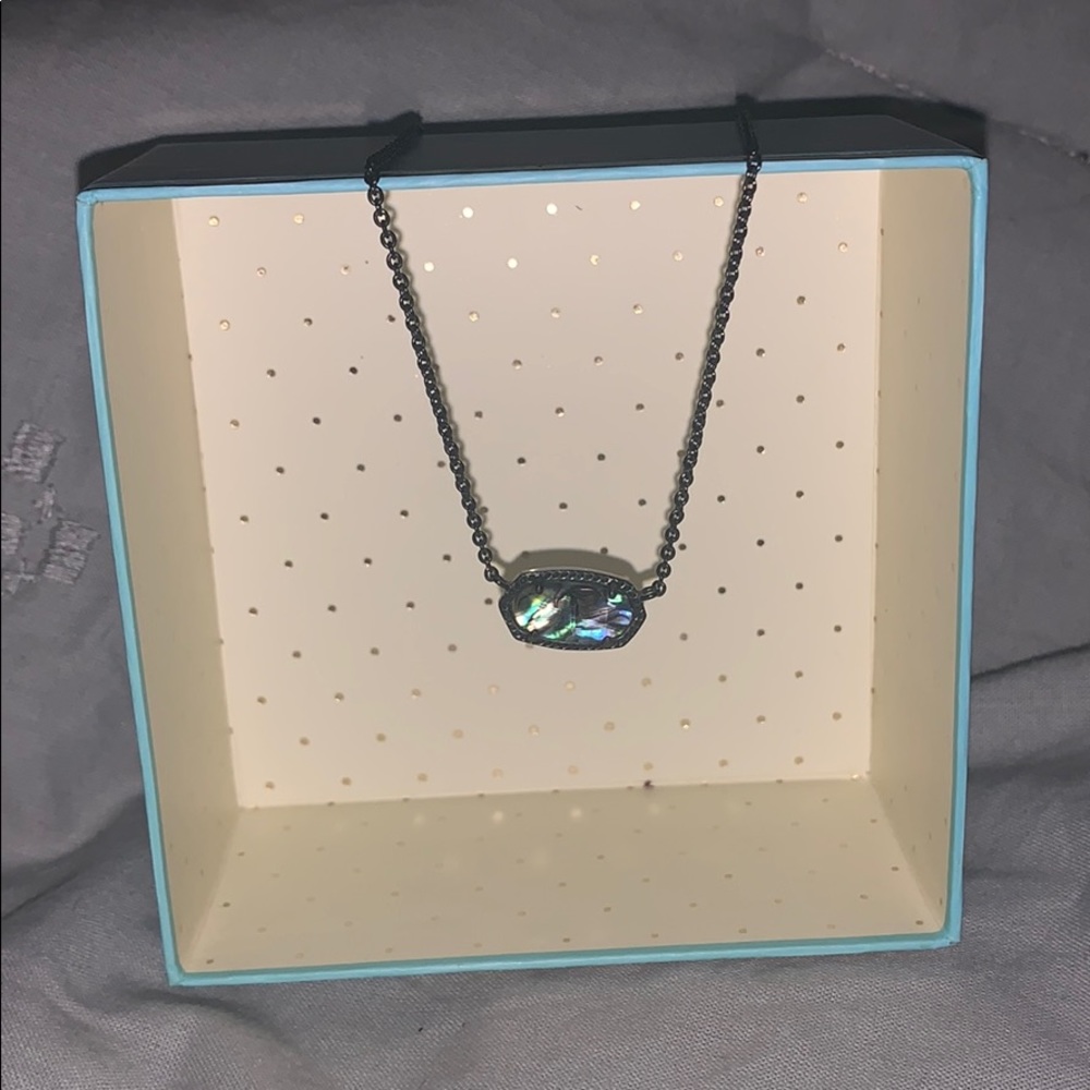 Black marble Kendra Scott pendant necklace